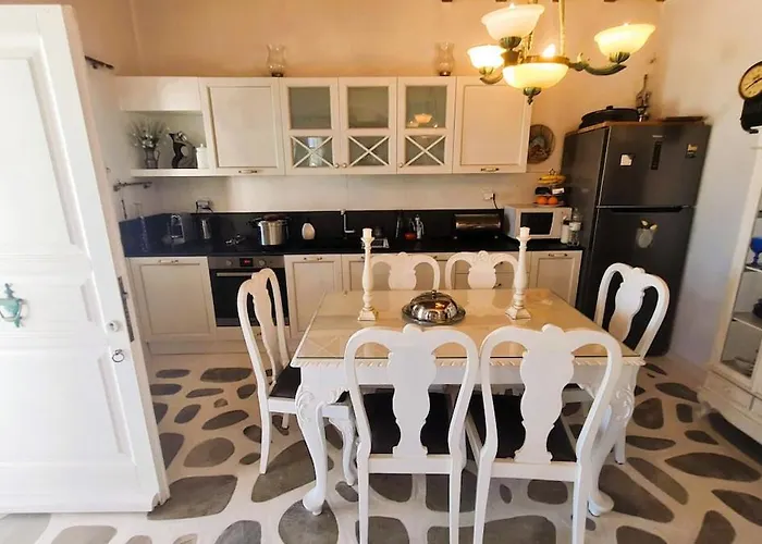 Erica Mykonos * Mykonos Town