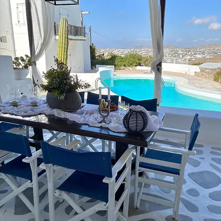 Elaya Holiday home *