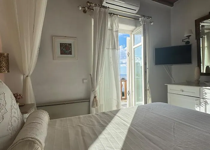 Erica Mykonos Feriehus *